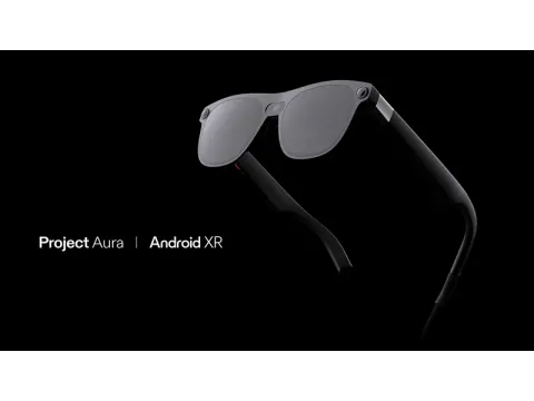 XREAL Aura
